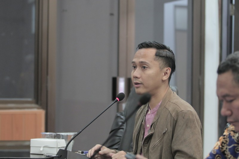Ilustrasi Beban Berat Kerusakan Jalan